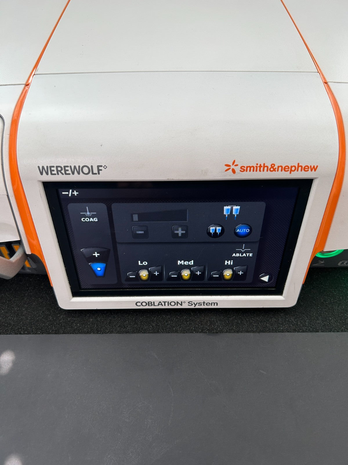 Smith & Nephew Dyonics Werewolf Coblation System Flow-IQ 92290105