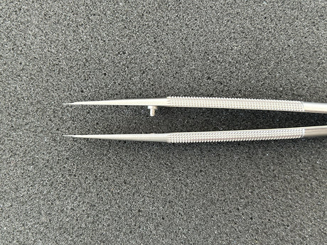 ASSI 22702 Classic Forceps, 15cm, Round Handle 8mm diameter 0.2mm Tip