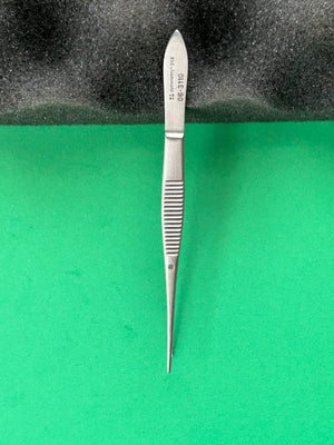 Symmetry Surgical Forceps; Iris; Straight; Extremely Delicate; 1x2 Teeth