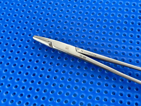 Symmetry Surgical 32-120 Needle Holder; Mayo-Hegar; Tungsten Carbide; 6 1/4 in