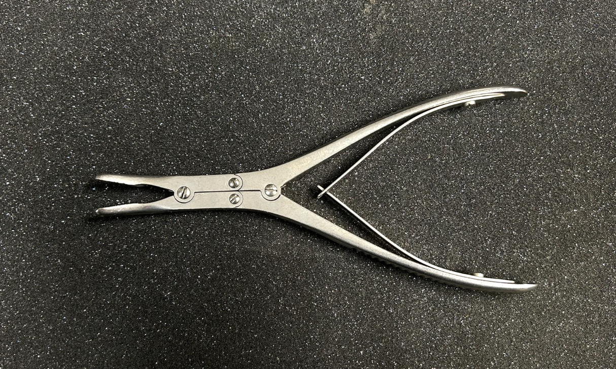 Aesculap F0514R Double-Action Bone Rongeur 18mm 7"