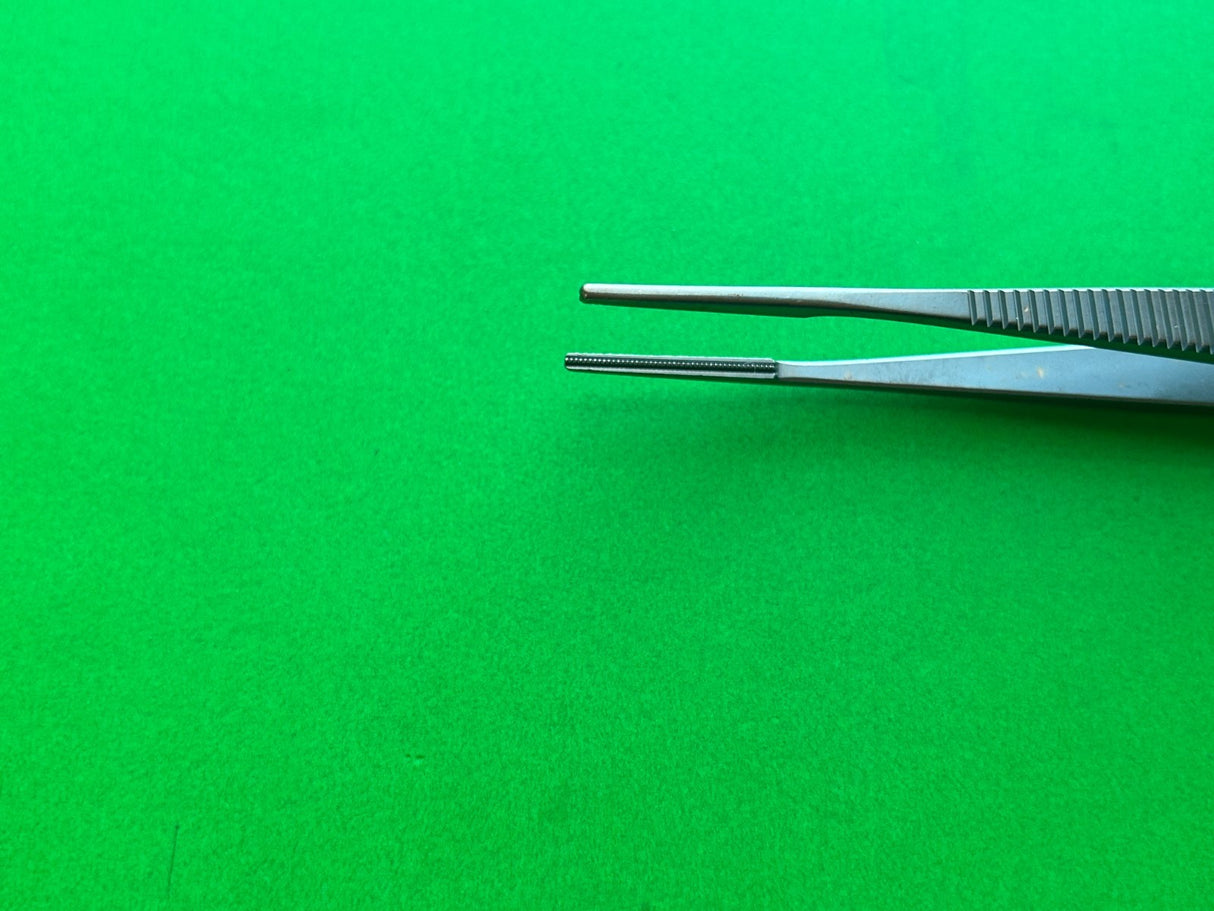 Codman 30-8401 Titanium Debakey Liddicoat Forcep 6"
