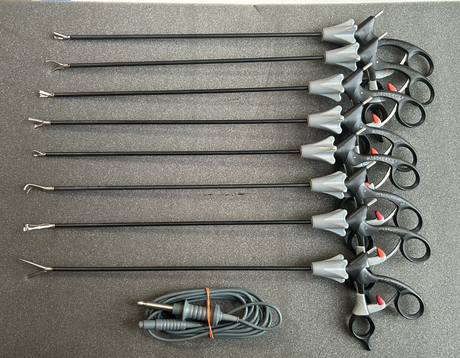 Aesculap 5mmx31cm Autoclavable QuickSnap Laparoscopy Set of 8 w Karl Storz Cord