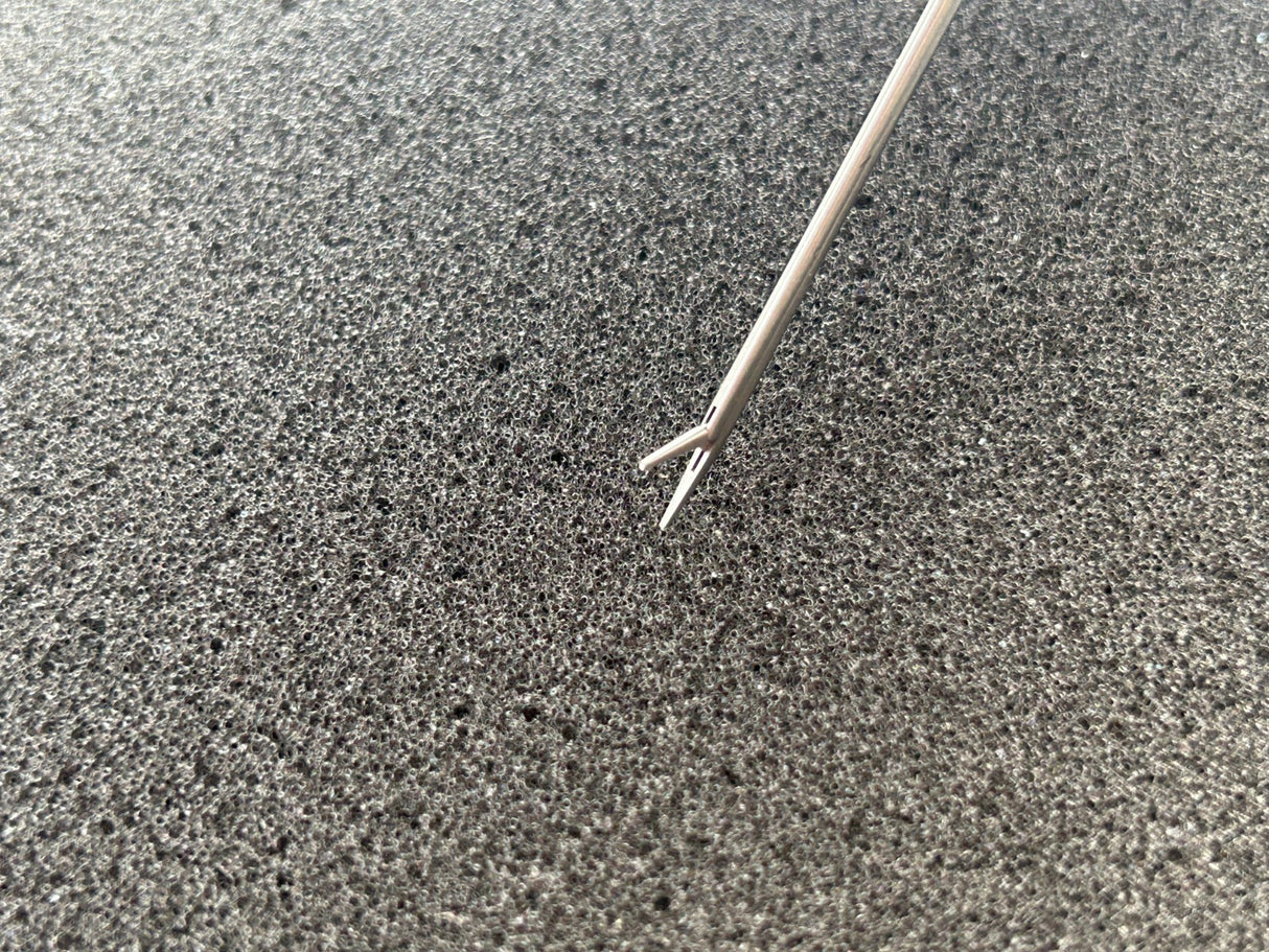 Karl Storz 221110 Ear Forceps, 1 x 4.5 mm, 8 cm, Smooth Jaw