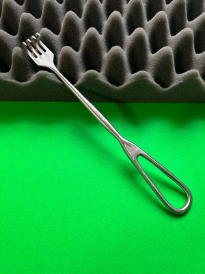 V.Mueller SU3562-01 Volkmann 4 Prong Retractor 8-3/4" Sharp