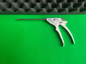 Dyonics 2685 5.2mm DyoVac Suction Forcep
