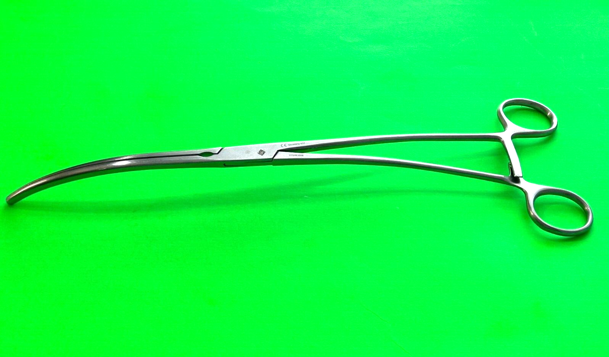 Codman Surgical 37-1142 Aorta Aneurysm Clamp, Curved 31cm