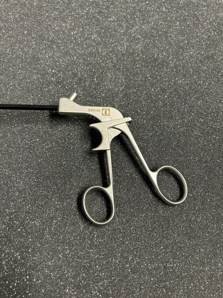 Aesculap 8360-00 Prestige Atraumatic Single Action Slide Lock Grasper 5mm x 36cm