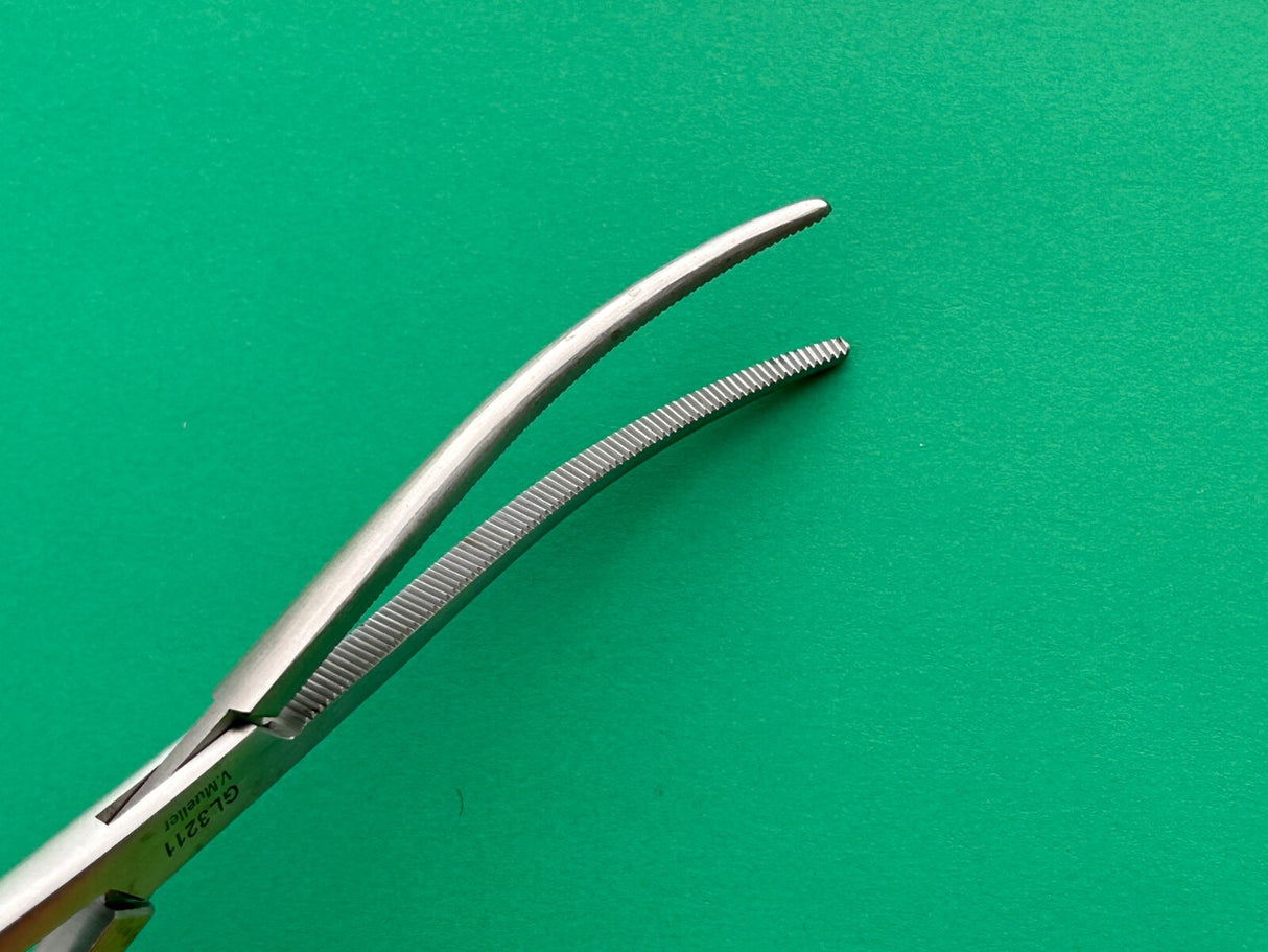 V.Mueller Surgical 10" Rochester-Pean Forceps, Curved, Serrated