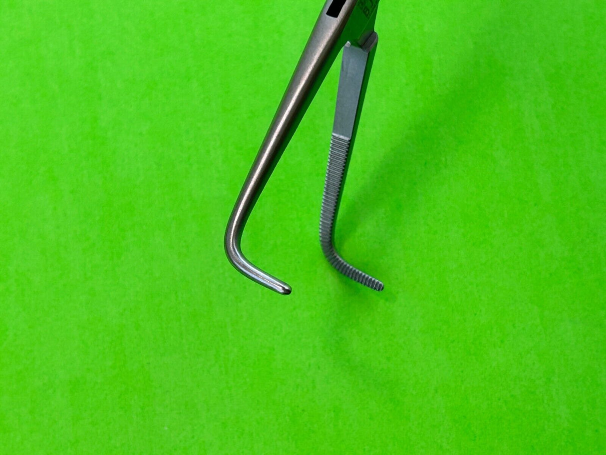 Aesculap Surgical 7-7/8" Kantrowitz Right Angle Forceps