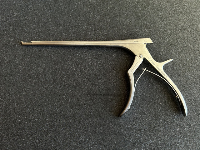 V.Mueller VM81-2967 Kerrison Wide Jaw 15 mm Bite
