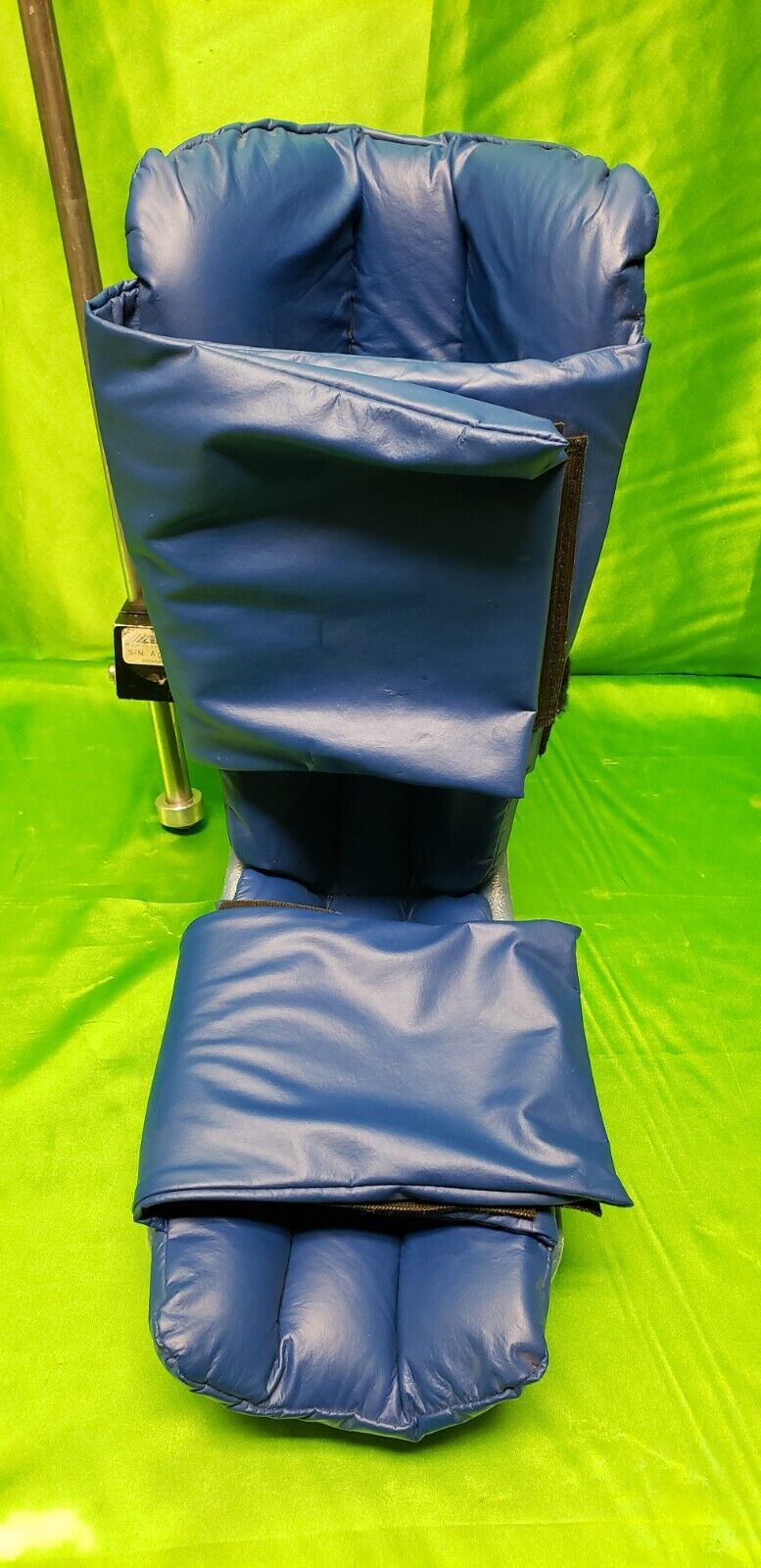 Allen Medical Stirrup System For Right Side Foot with Pad.