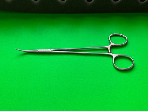 Scanlan 5005-33 Vascular Hemostatic Forceps Serrated Jaw 7-1/4″