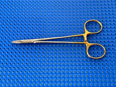Symmetry Surgical 32-466 Needle Holder; Ryder; Tungsten Carbide; Serrated; 6in