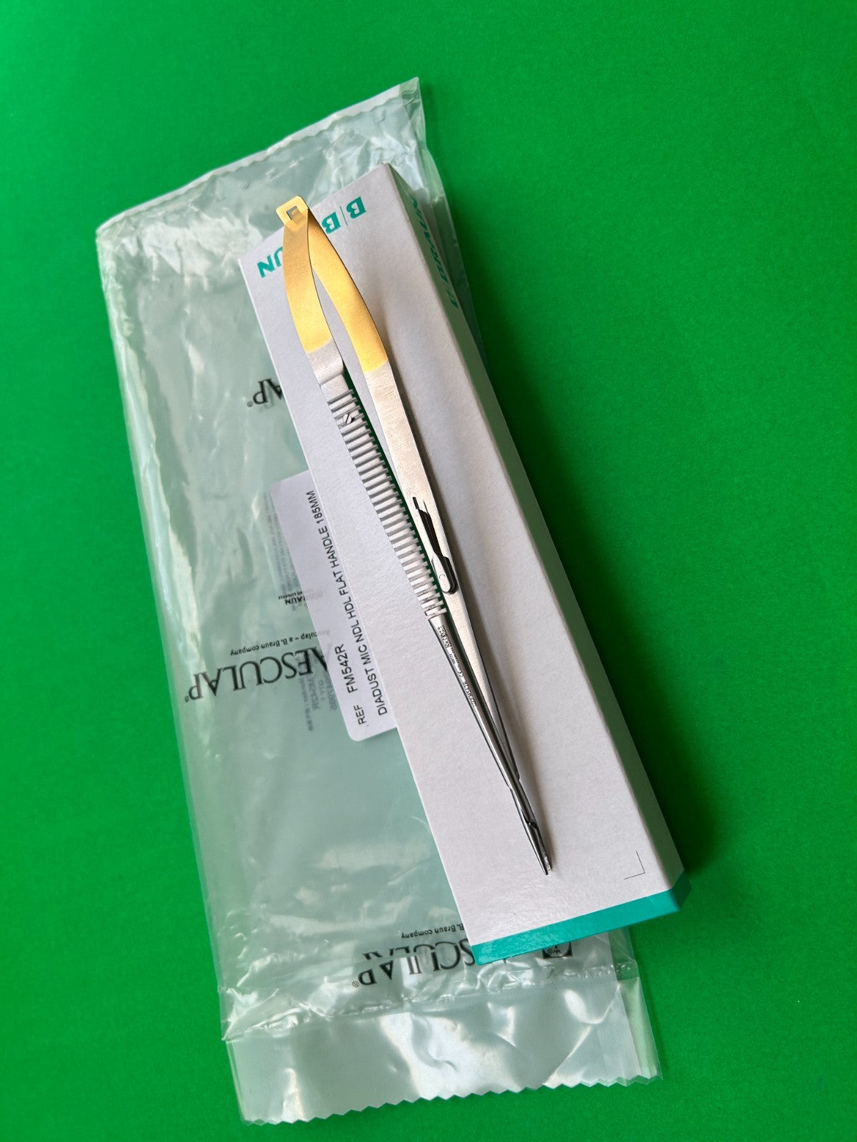 Aesculap FM542R Diamond Dust MicroSurgical Needle Holder Locking, 185mm NEW