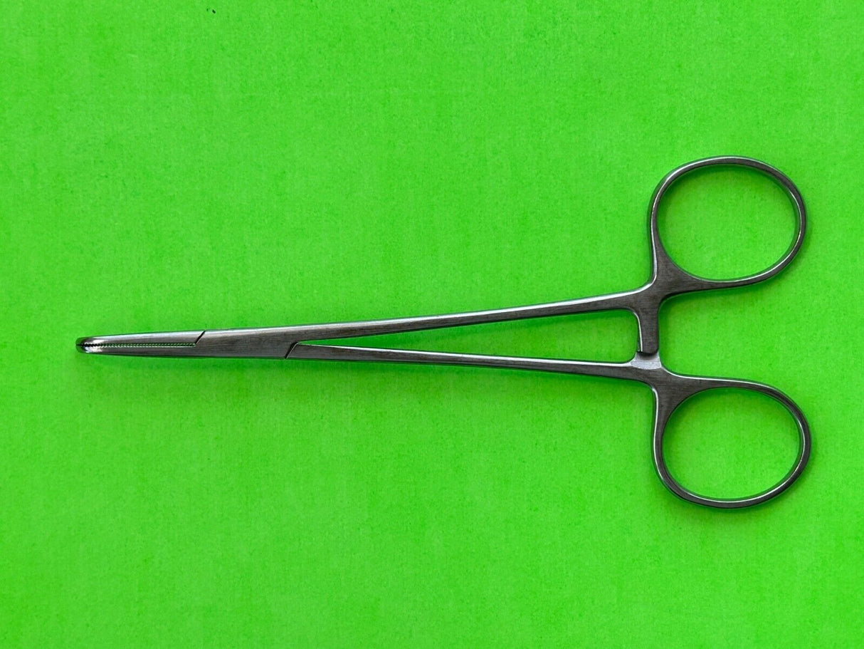 Aesculap Surgical 5-1/2" Mixter (Meeker) Right Angle Forceps