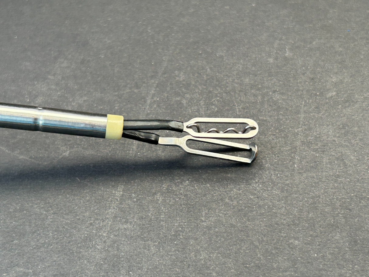 Karl Storz 26177HS laparoscopic bipolar forcep W/ 26176HR Handle & 26176LV Cable