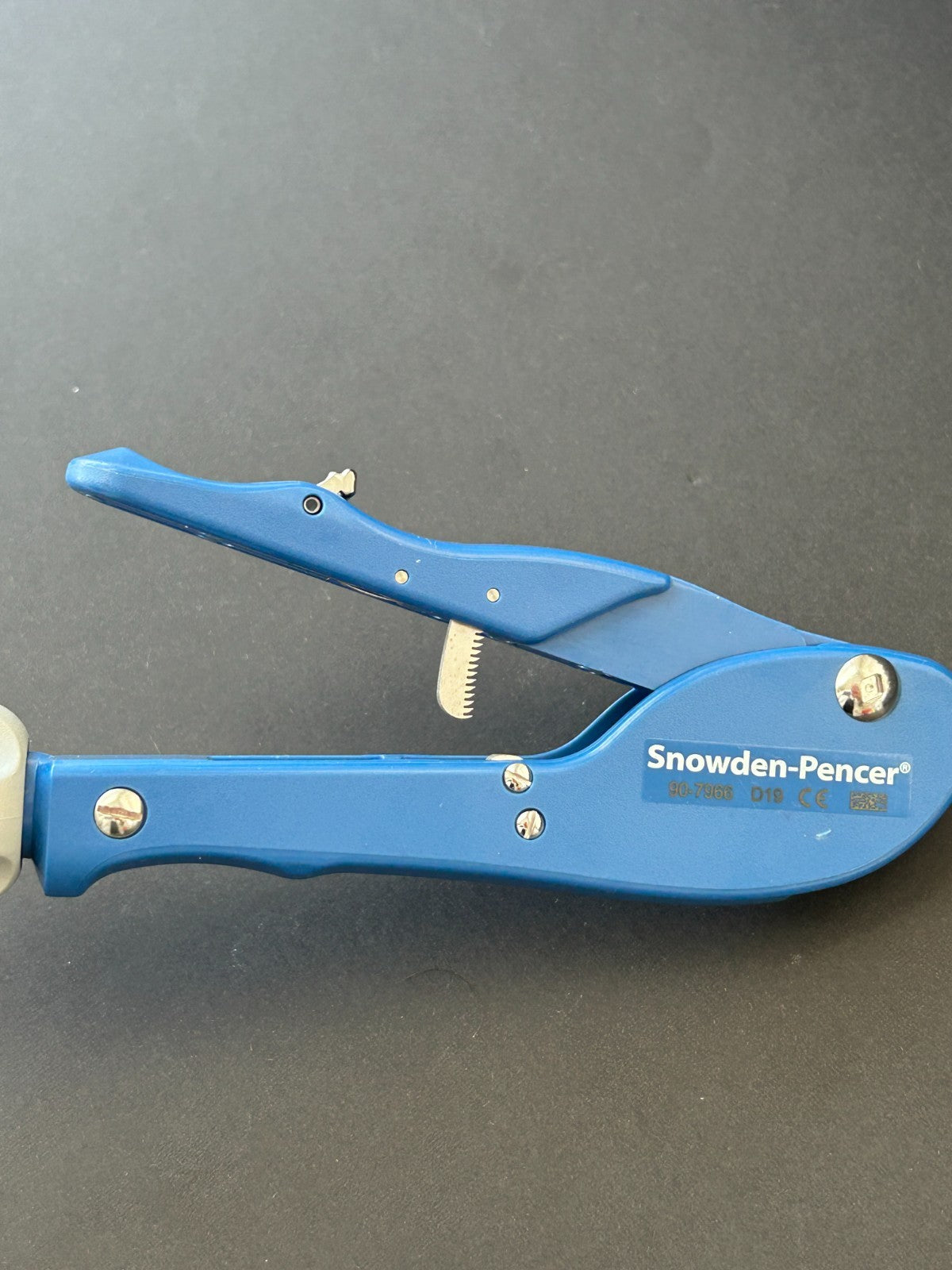 Snowden-Pencer 90-7966 Crocodile Grasper, 5mm x 45cm W/Lock Laparoscopy
