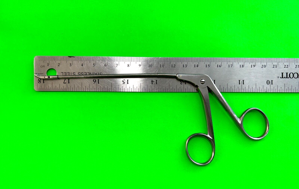 V. Mueller Surgical Alligator Forcep 15 cm Cup Jaw Angled Up