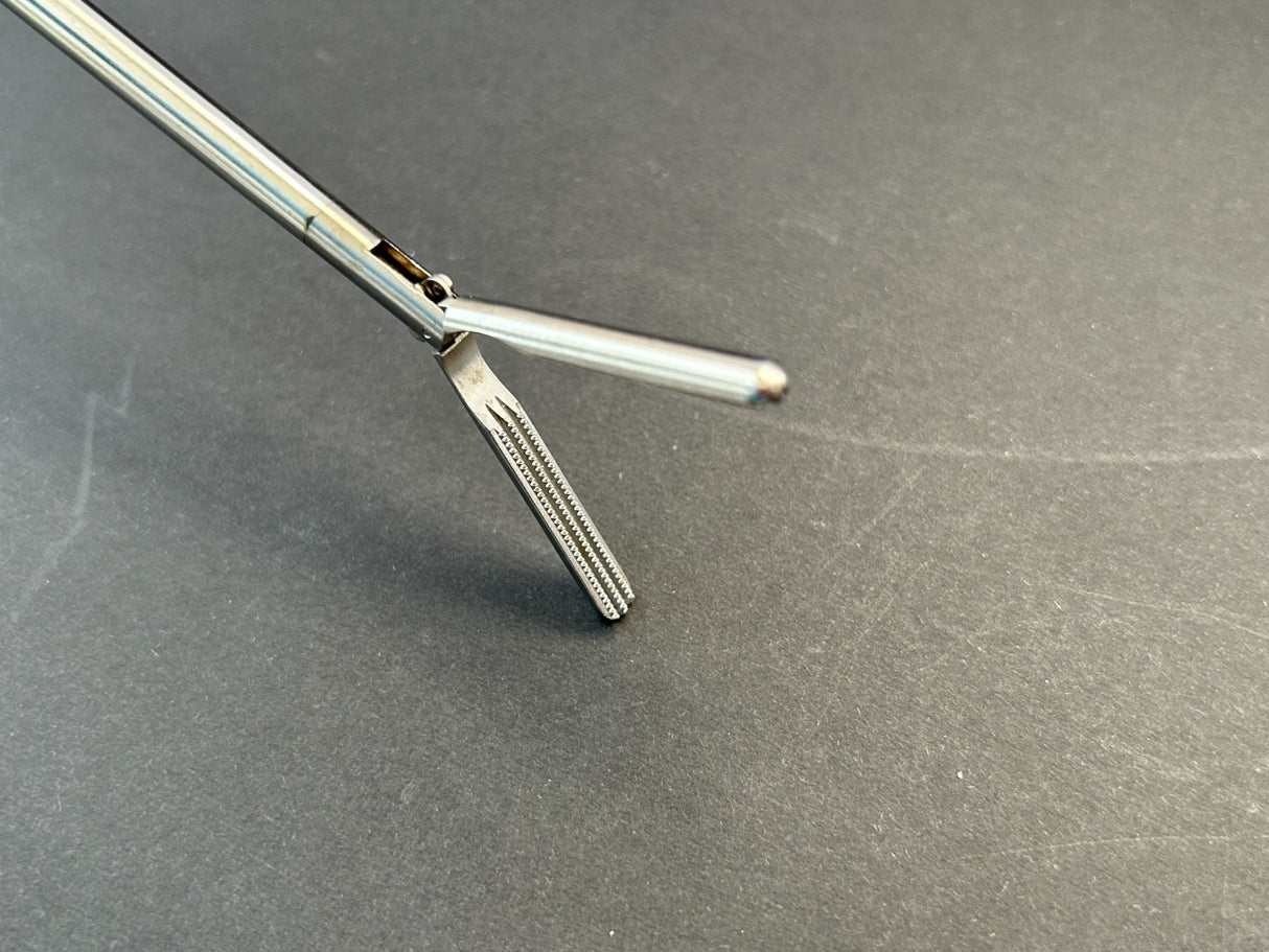 V.Mueller EndoLap F286.01 5mm x 34cm laparoscopic DeBakey grasping forceps