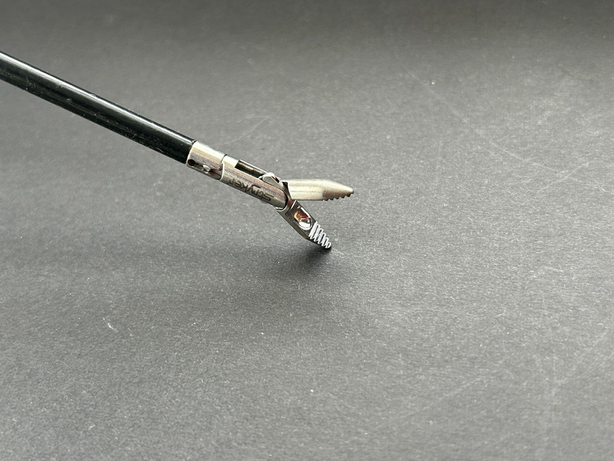 Stryker Dolphin Nose Dissecting Forceps 5mm