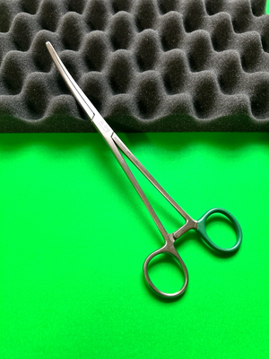 V. Mueller GL3210 Rochester-Pean Hysterectomy Forceps
