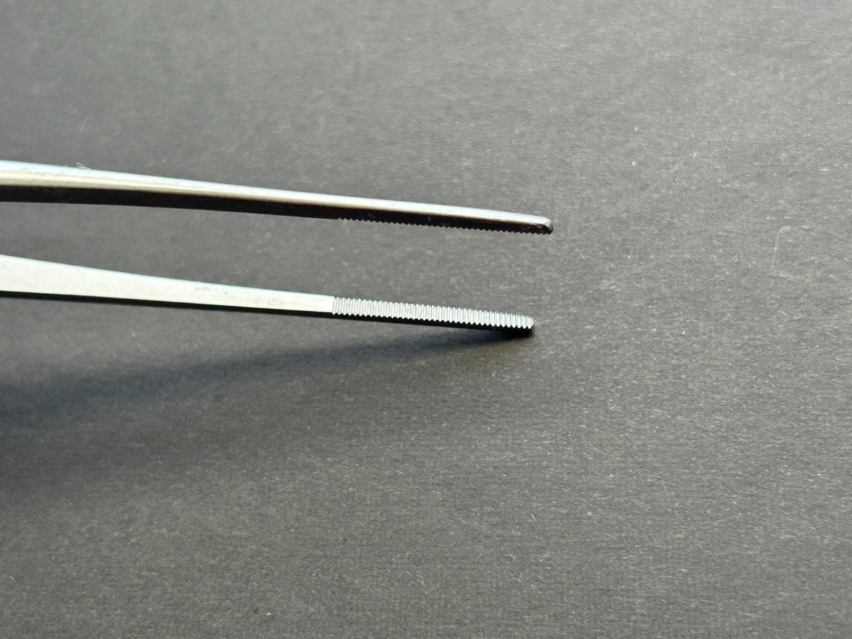 Weck 466200 CUSHING DRESSING FORCEPS Straight, Serrated, 7"