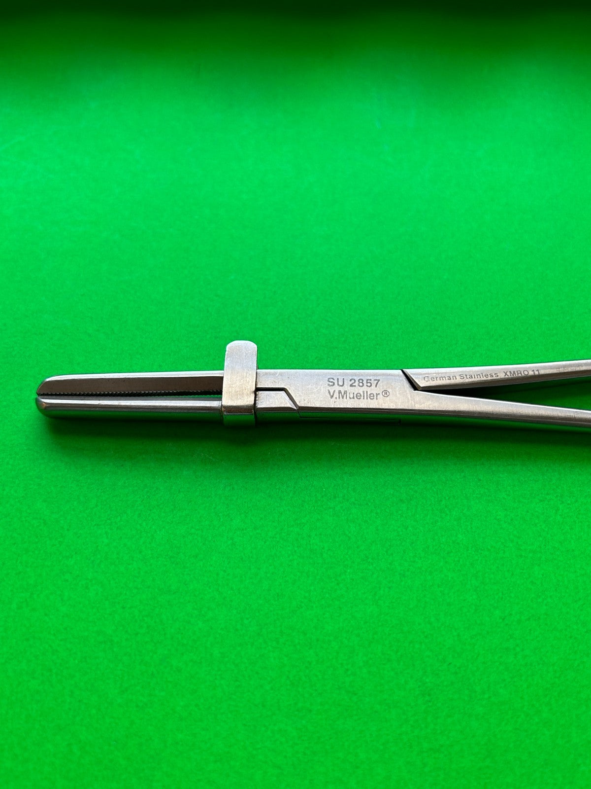 V. Mueller SU2857 Tubing Clamp Forceps with Guard, 8"