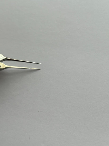 Karl Storz E1796 Castroviejo Suturing Forceps, 0.12mm