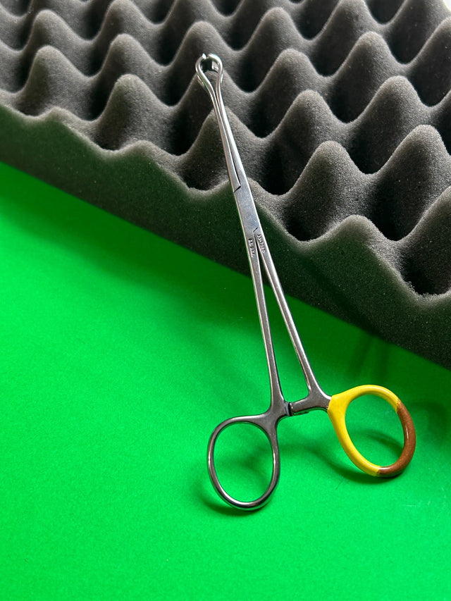 Codman 33-7020 Classic Babcock Tissue Forceps 6.25"