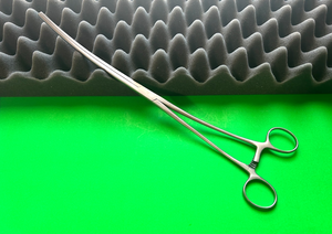 Codman 37-1143 DeBakey Aortic Aneurysm 12-1/4"