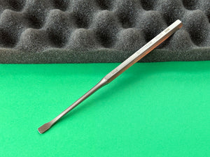 Aesculap Surgical Key 1/4" Elevator 6.4mm x 180mm