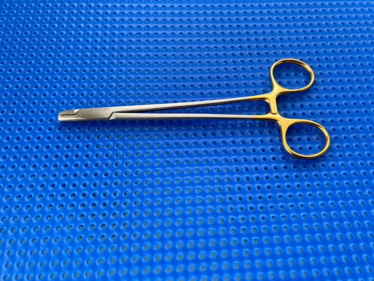 Symmetry Surgical 36-2025 Classic Plus Needle Holder; Sternal; 7 in, TC