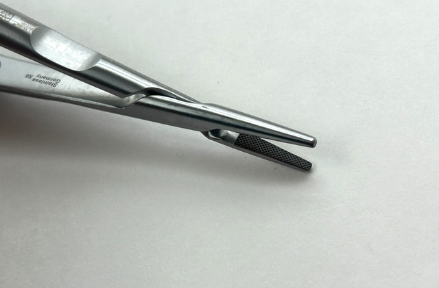 V. Mueller CH06310 Jacobson Heavy Needle Holder, 7-1/2" w/Lock, TC