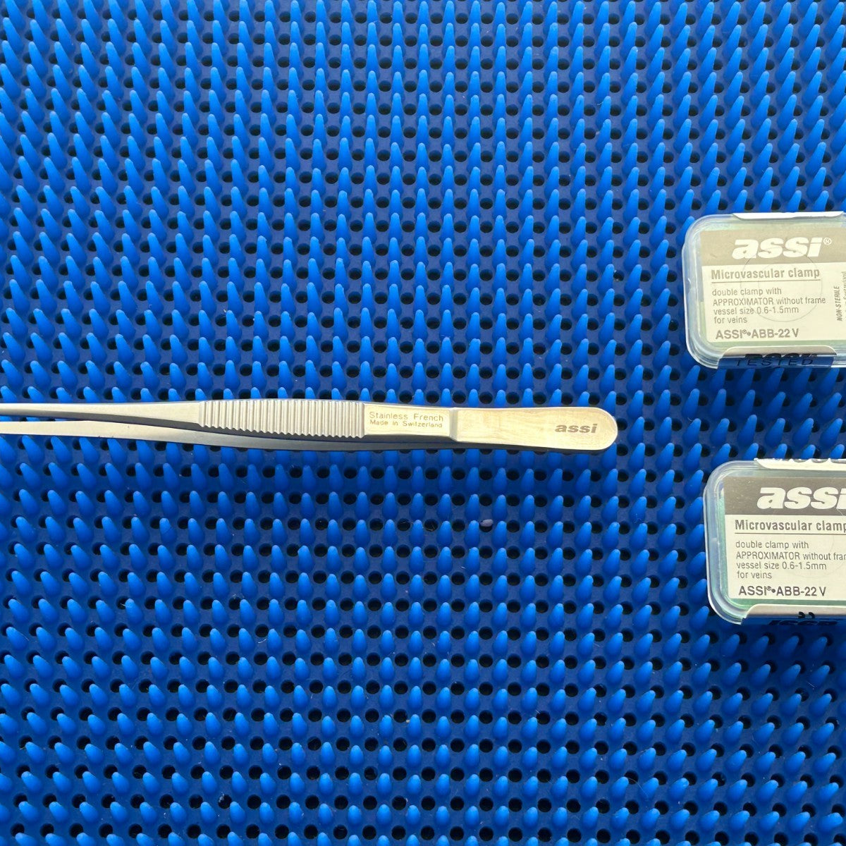 ASSI CAF-4 Clip Applying Forcep W/ 2 Packs of Microvascular Clamps ABB ...