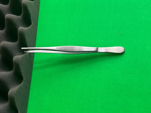 V.Mueller SU2600 Forceps Sharp, Serrated Tips