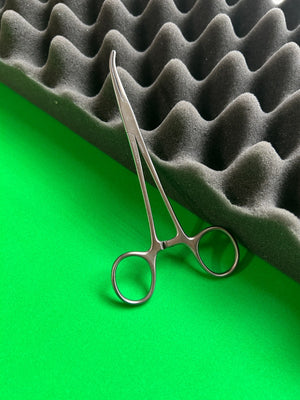 Codman 334-4160 Hemostatic Forceps 5.5" Curved
