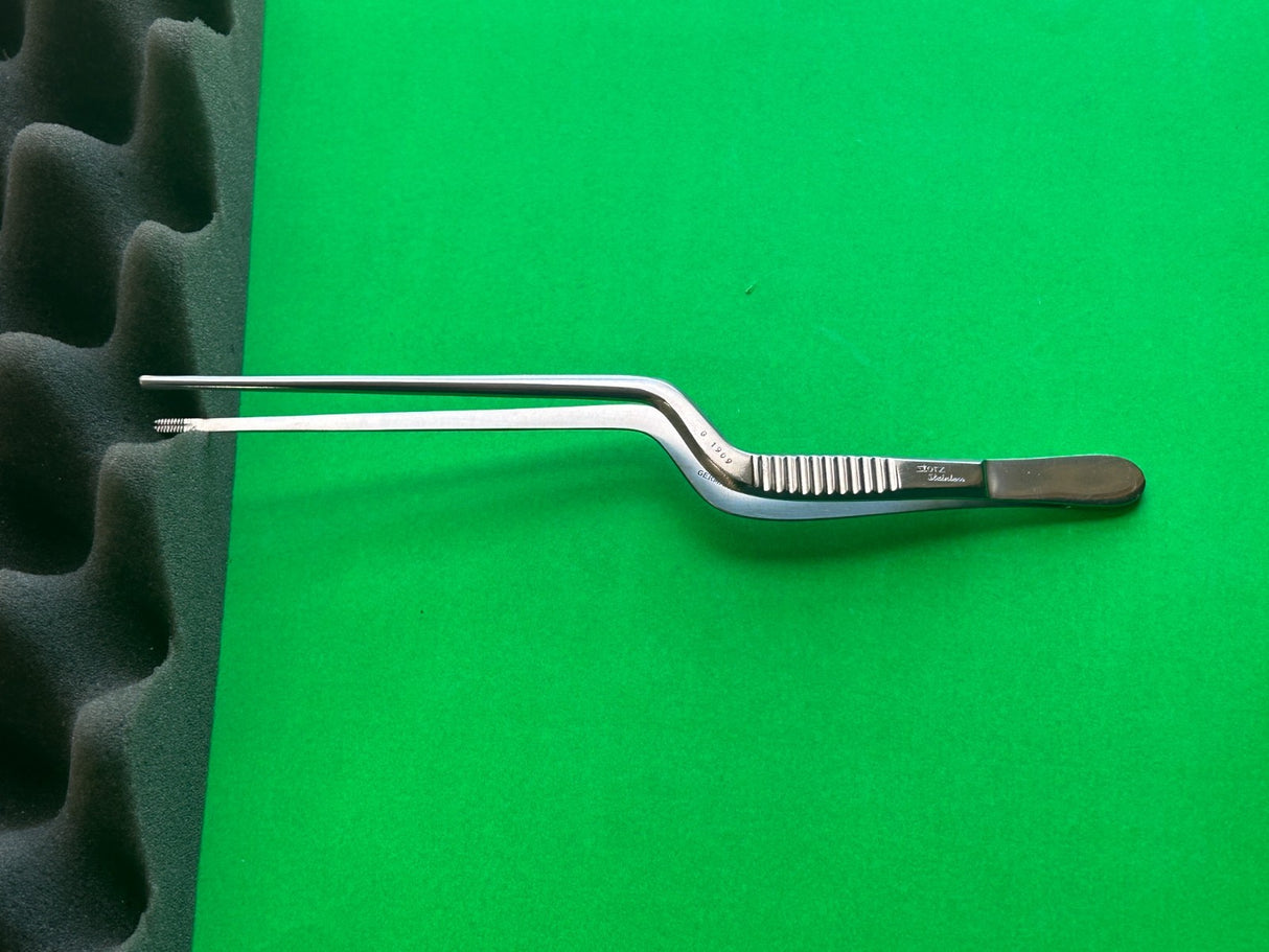 Karl Storz G1909 Brown-Bahnson Tissue Forceps, 1mm x 6mm, 7.6”