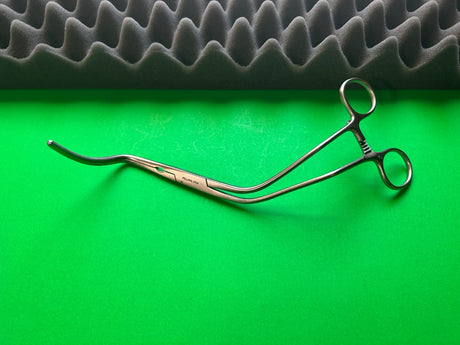Pilling 35-3651 DeBakey Type Clamp Forceps, 2 5/8" (6.7cm) tip length, 7 7/8"