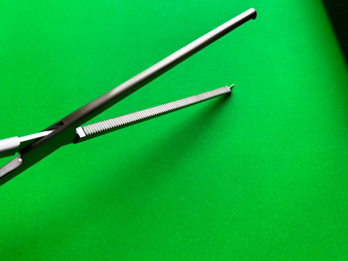 V.Mueller SU2806 ROCHESTER-OSCHNER ARTERY FORCEPS STRAIGHT 10''