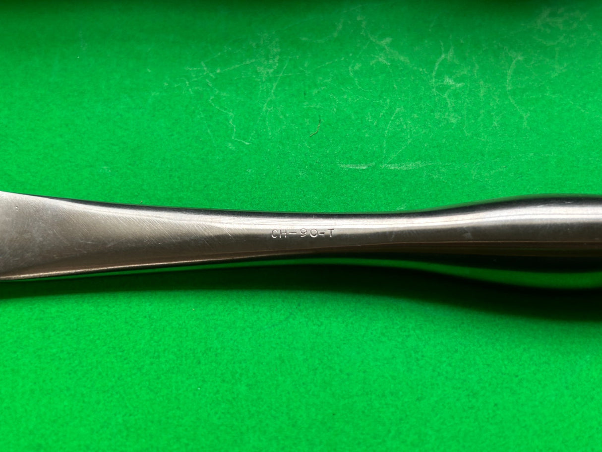 V. Mueller CH-90-T Retractor
