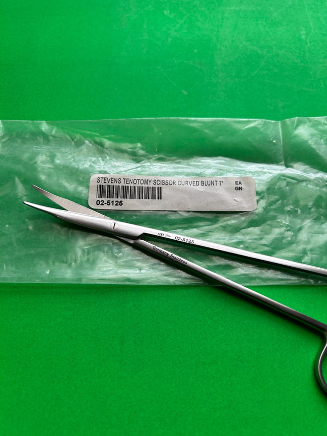 SSI Ultra STEVENS TENTOMY SCISSOR CURVED BLUNT 7''