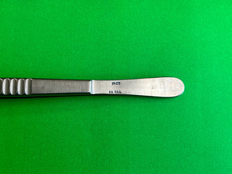 Codman 37-1012 Debakey Classic Vascular Tissue Forceps, 9 1/2"