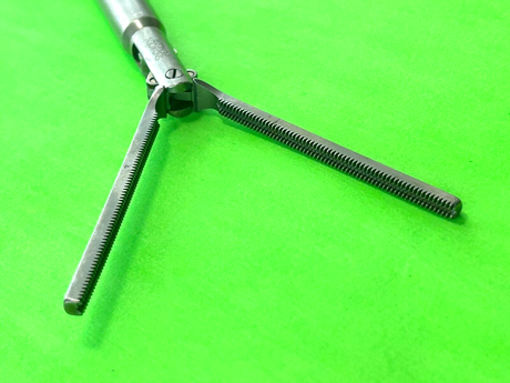 Snowden-Pencer 10mm RotoLok Laparoscopic DeBakey Grasper Forceps