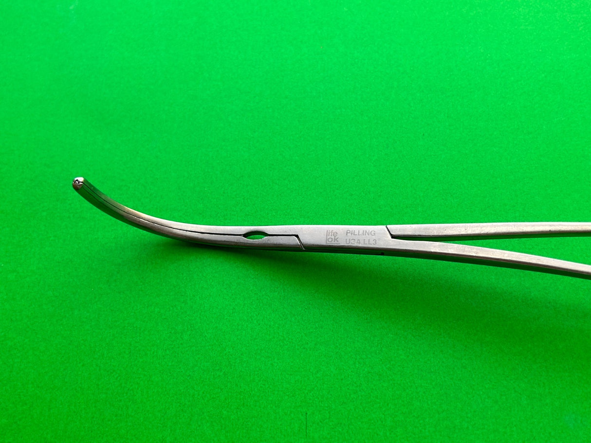 Pilling 35-3630 DeBakey Curved Clamp 9-1/2"