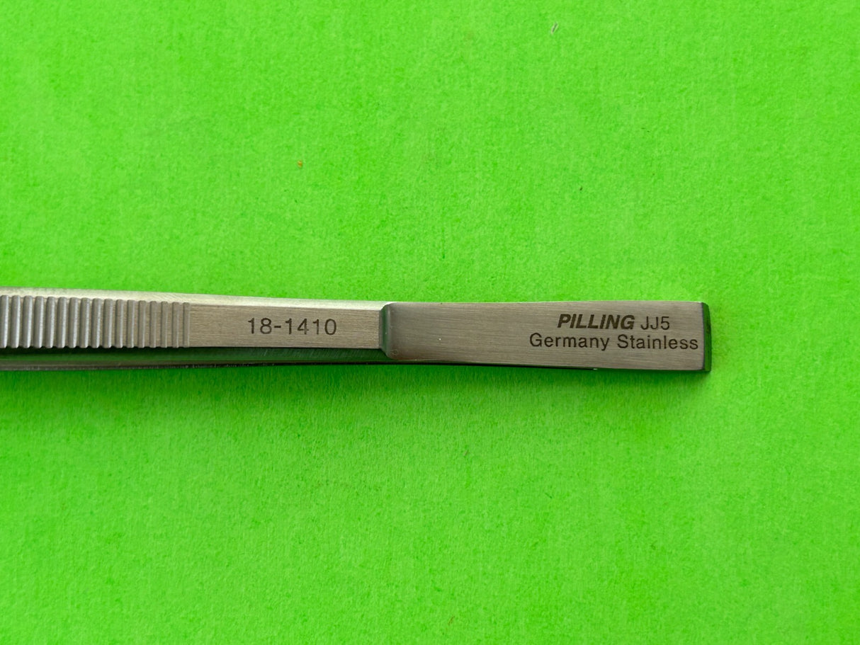 Pilling Weck Surgical 18-1410 Cushing Forceps Straight Serrated