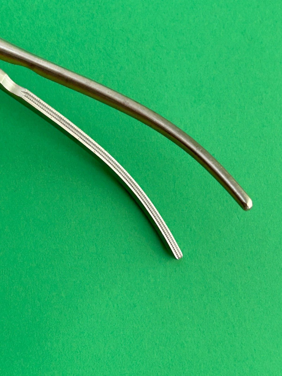 Pilling Surgical 10-3/8" Debakey Aneurysm Aorta Clamp, Curved Shaft