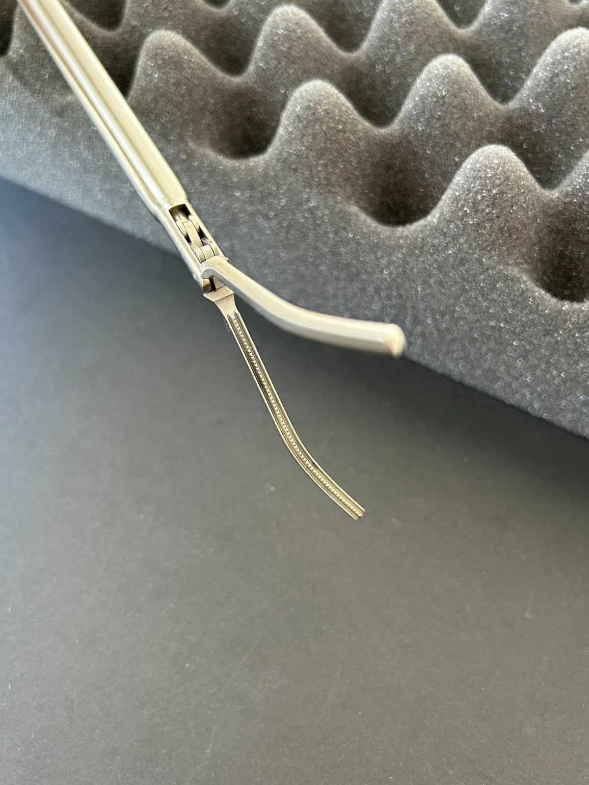 Snowden Pencer 90-7853 Curved CardioVascular Forceps 5mm x 36cm