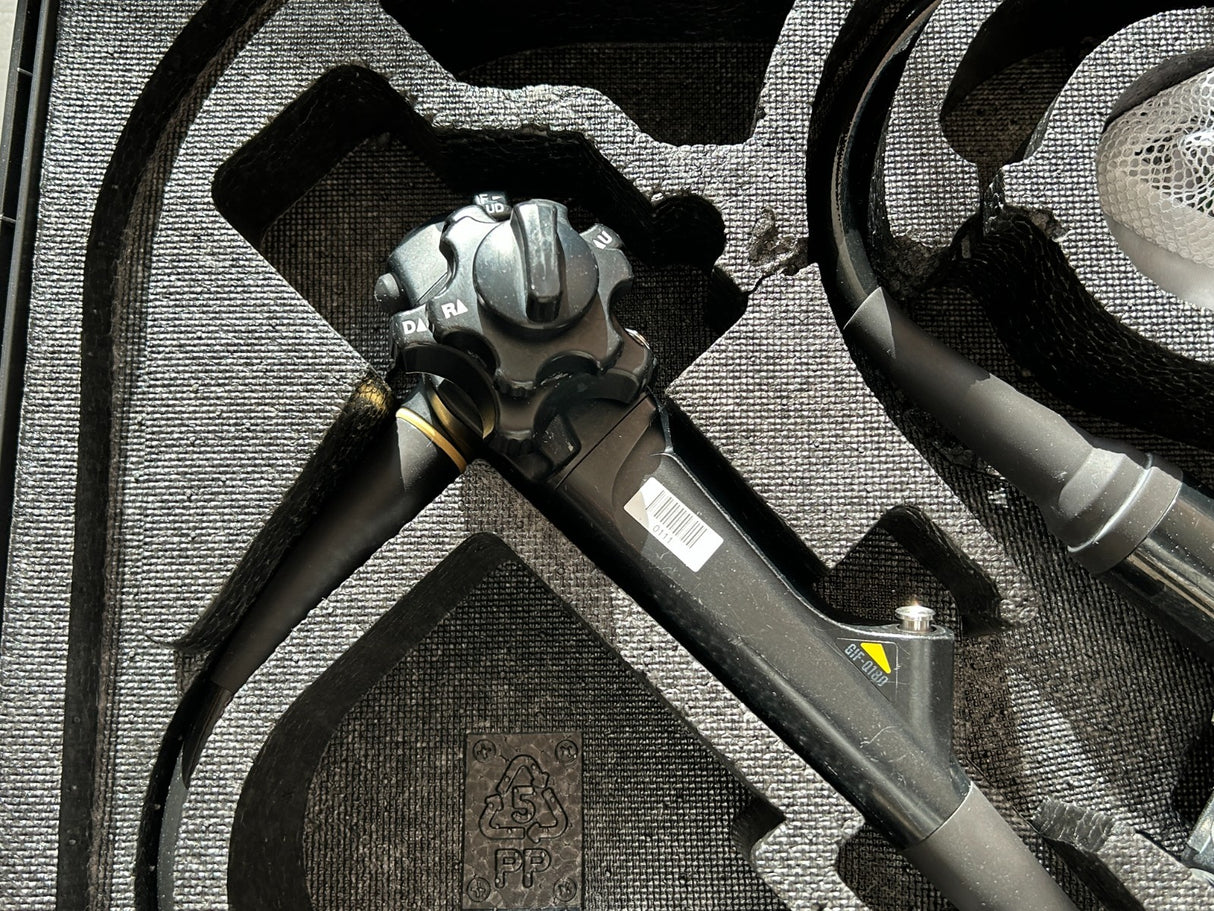 Olympus GIF-Q180 Evis Exera II Gastroscope GASTROINTESTINAL VIDEOSCOPE IN CASE!