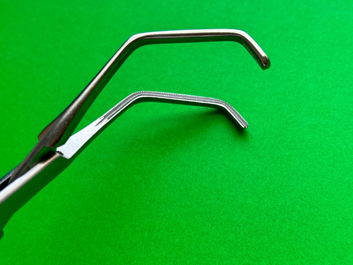 Codman 37-1201 Satinsky Vena Cava Clamp Angled